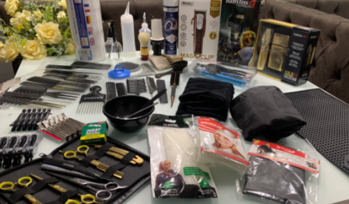 Ajudar-me a comprar meus equipamentos de barbeira que foram roubados