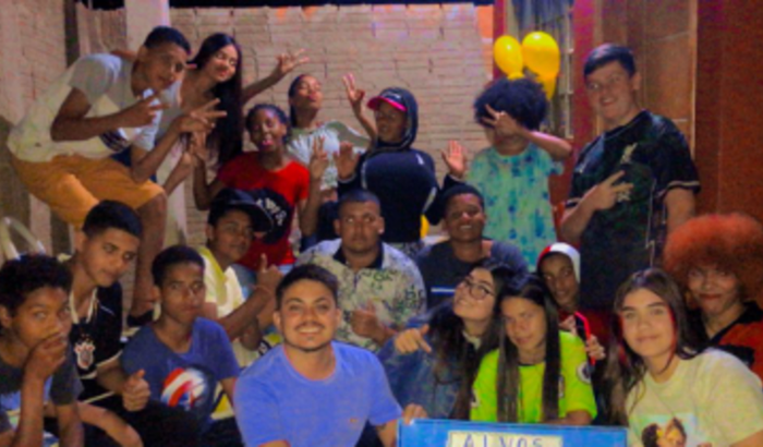 Encontro com Deus - rede de adolescentes