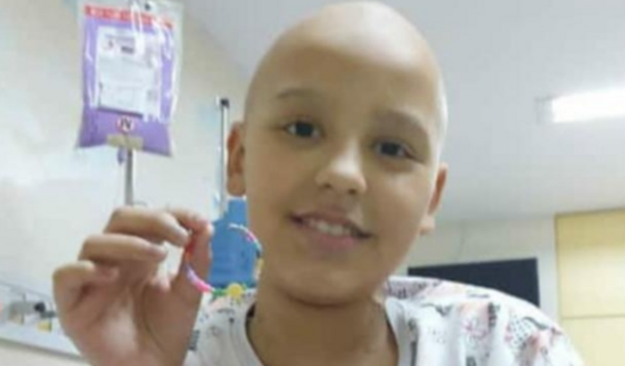 Ajude a Bella a realizar o sonho do aniversário 