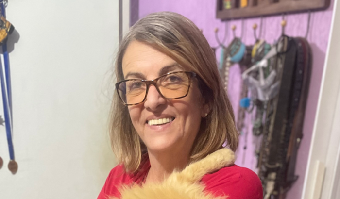 Ajuda na cirurgia de córnea da Prof Neide 