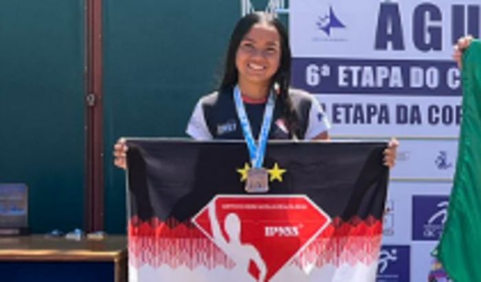 Manu Rumo à Copa Pacífico de Natação