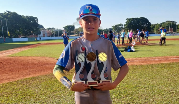 Em pron o atleta Diogo que representará a seleção brasileira