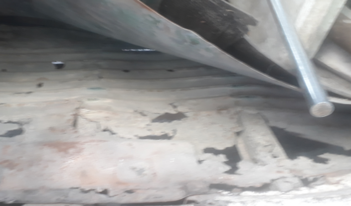 A  kombe pede socorro