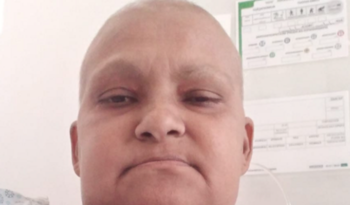 Ajudar minha mãe que estar com câncer