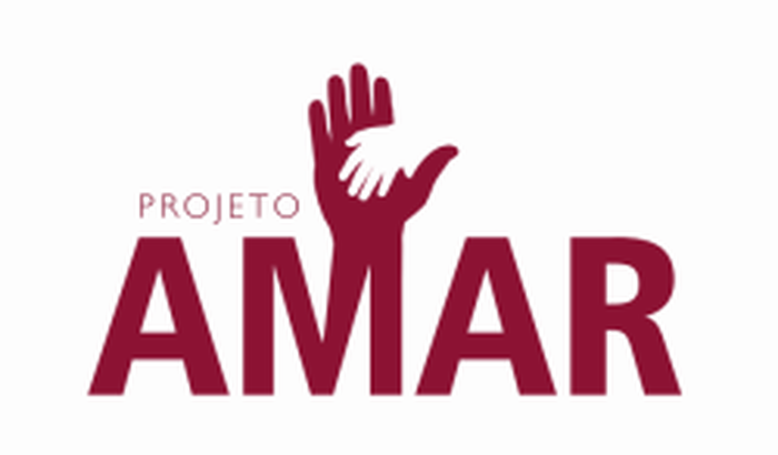 Roupinhas íntimas para crianças carentes de 2 a 17 anos