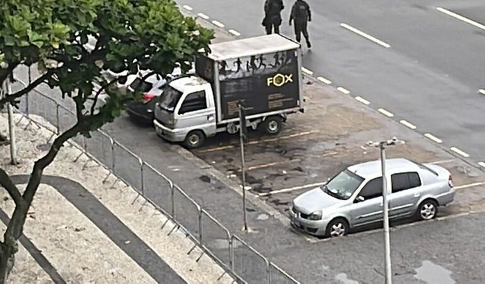 Furto Caminhãozinho da FOX