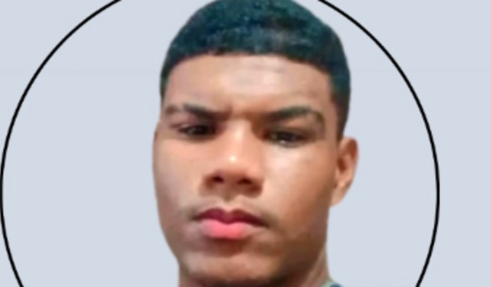 Me ajude a fazer minha cirurgia nos olhos. COM URGÊNCIA