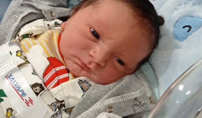 AJUDA LUCCA - DISPLASIA QUADRIL