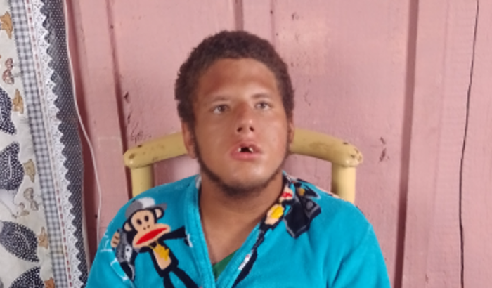 Cadeira de rodas para o Daniel