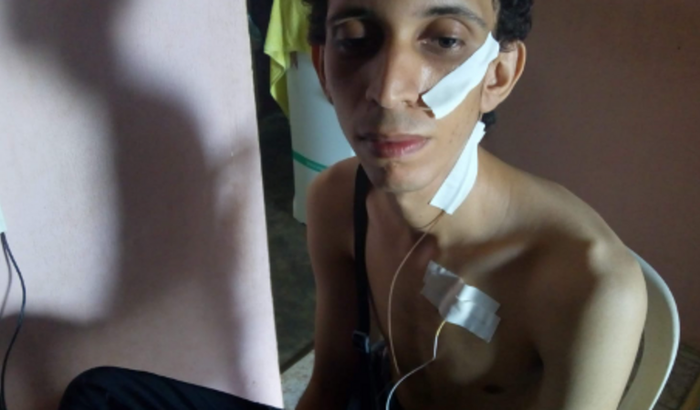 Ajude Matheus a voltar a comer