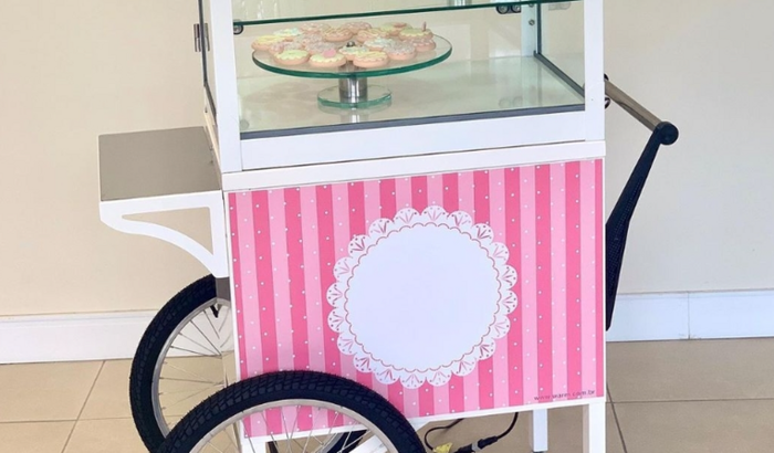 Comprar um carrinho para vender meus doces.