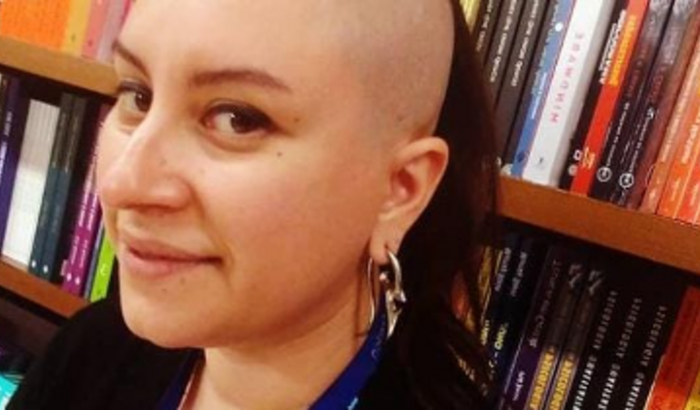 Apoie a artista Livia Monteiro