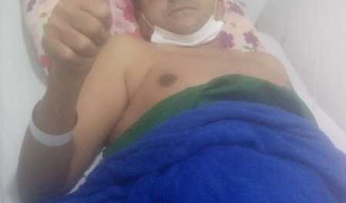  Próteses ortopédicas para Jerry Adriano 