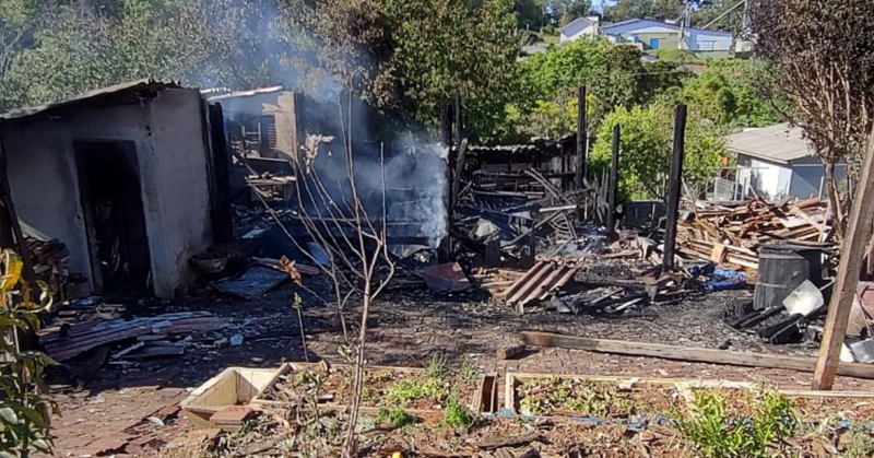 imagem da vaquinha Ajuda para reconstrução da casa do Neco