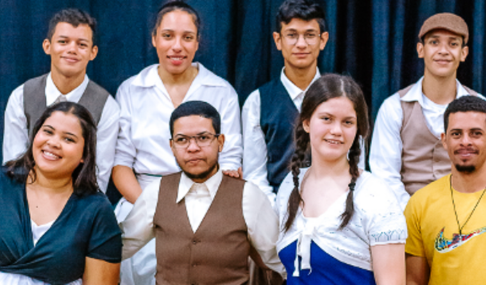 Ajude a Viva Arte Cia de Teatro 