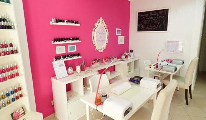 Monta um loja de manicure pra minha esposa  