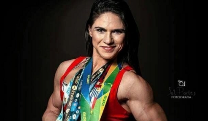 Ajuda para Cirurgia de coluna para Atleta Michellinha