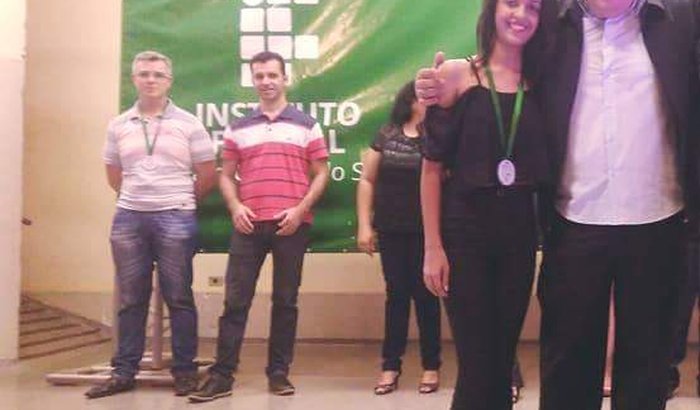 ME AJUDE A REPRESENTAR A EDUCAÇÃO SUL-MATOGROSSENSE EM PORTUGAL