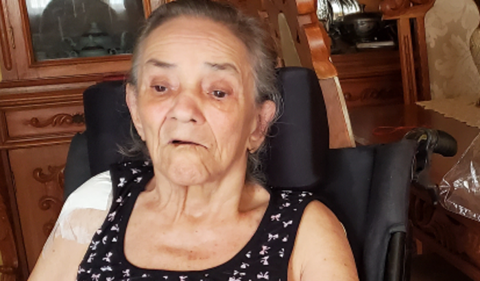 Ajuda para o tratamento da Tia Lelete