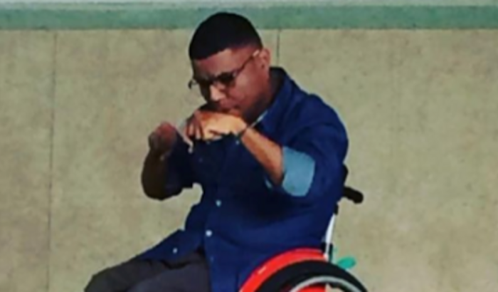 MANUTENÇÃO DA CADEIRA DE RODAS DO VINICIUS