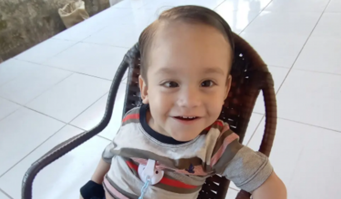 AJUDA NO TRATAMENTO DE NICHOLAS 