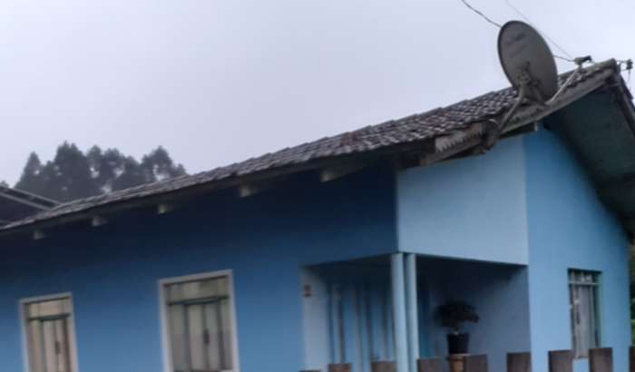 Tá na hora  de trocar  meu telhado