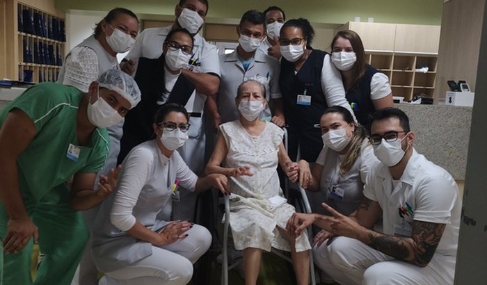 Ajuda para dona Divina