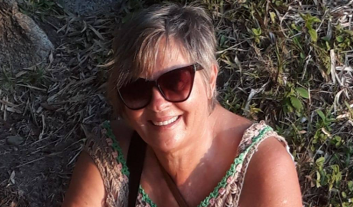 Ajuda no Tratamento de Câncer de Mamas da Prof. Dorothea