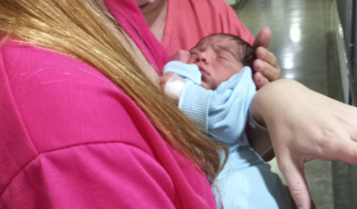 Ajuda para medicação de uma mãe de primeira viagem.