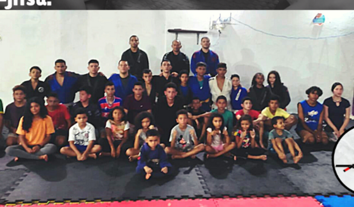 Ajuda nos Kimonos infantis