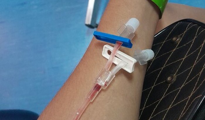 Ajudar numa cirurgia de urgência 