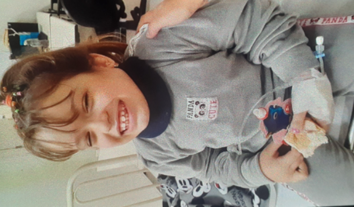 Vamos mudar a vida da pequena Yara?