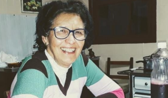 Ajudemos a Neusa a pagar sua cirurgia de desgaste no quadril