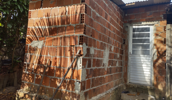 Ajuda para pagar dividas da construção da minha casa 