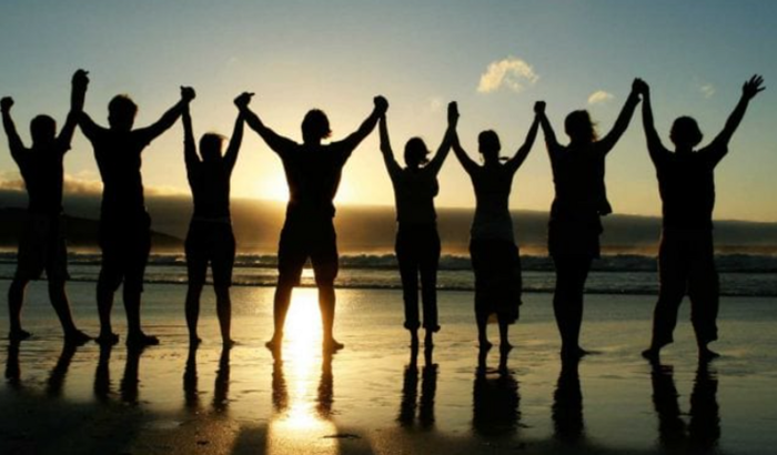 Ação Solidária Entre Amigos