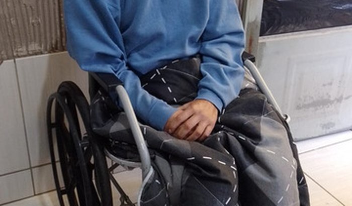 Ajudar a fazer cirurgia e tratamento 