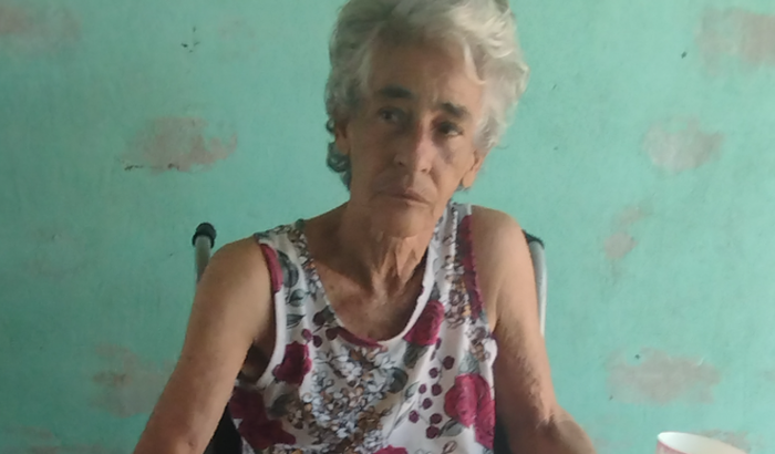 Ajudar dona Shirley por prótese e volta andar