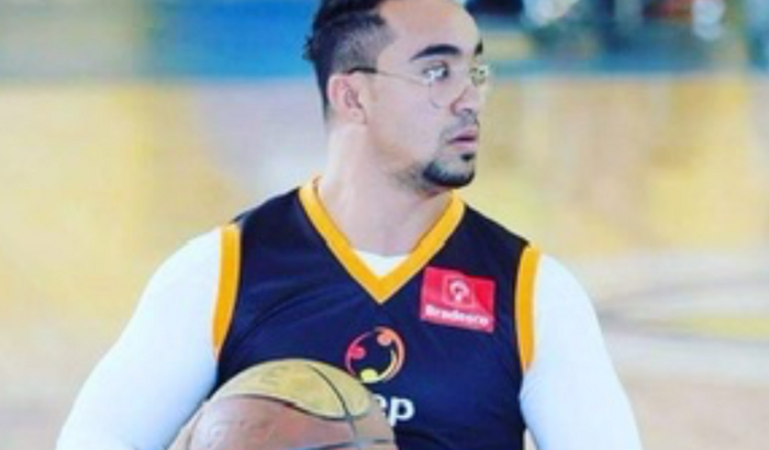 Comprar uma cadeira de basquete 