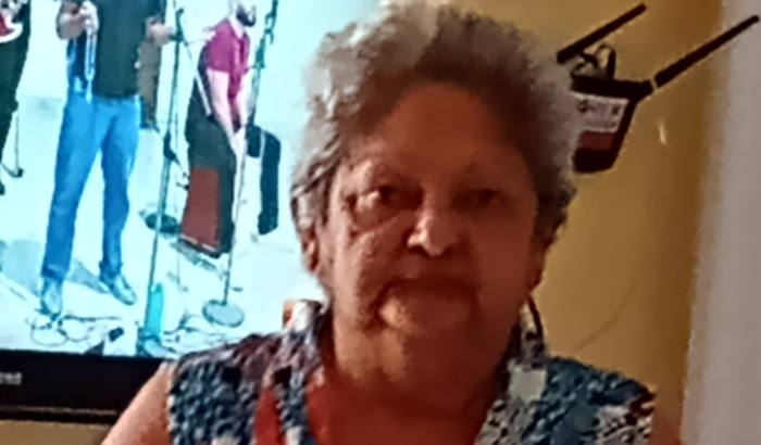 Ajude minha mãezinha com os remédios dela