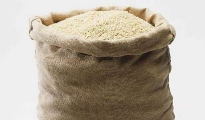 ajuda aos pobres e orfanatos