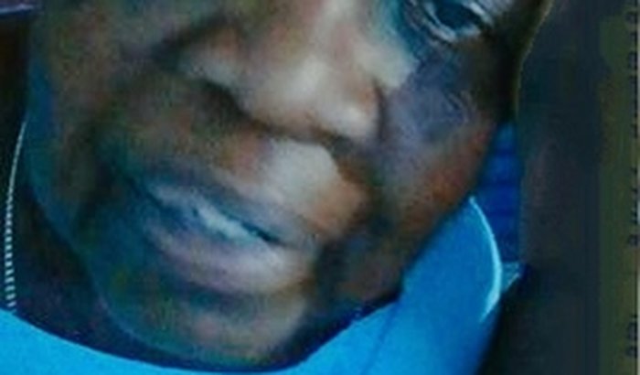 UM PEDIDO DE AJUDA, PARA MINHA MÃE 