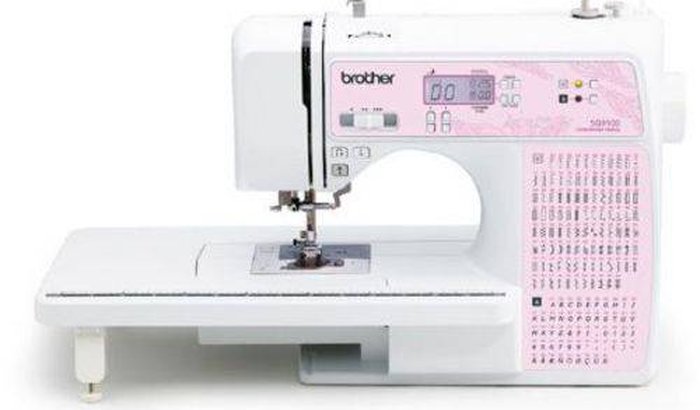 Ajude a artesã a melhorar seu trabalho. 