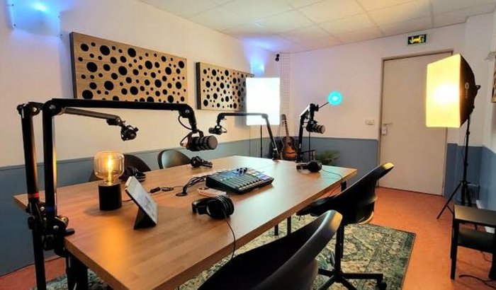 Ajudar a montar um estúdio de podcast  e vamos  ter divulgar  