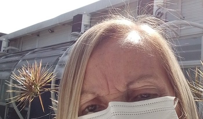 Ajuda para medicação e condução  Marly CA reto