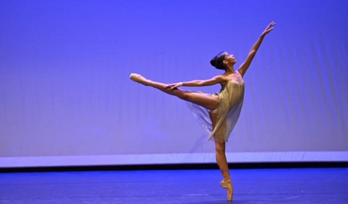 Ajuda para o sonho de bailarina de Ana Clara!