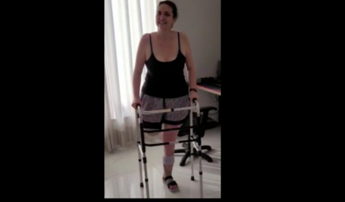 Prótese para perna direita