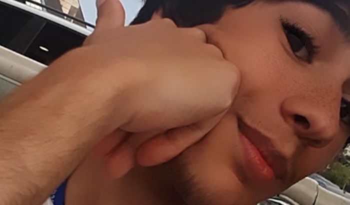 Ajude o Franklin a virar menina!