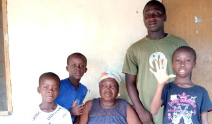 Ajuda para uma família da África que nada tem para comer