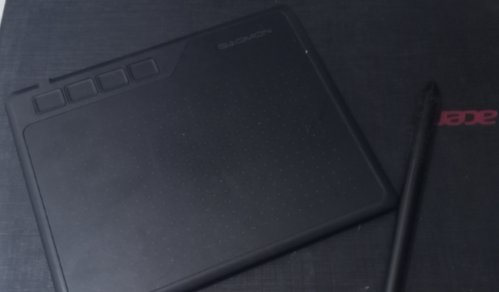 Me ajude a comprar meu novo suporte de arte...