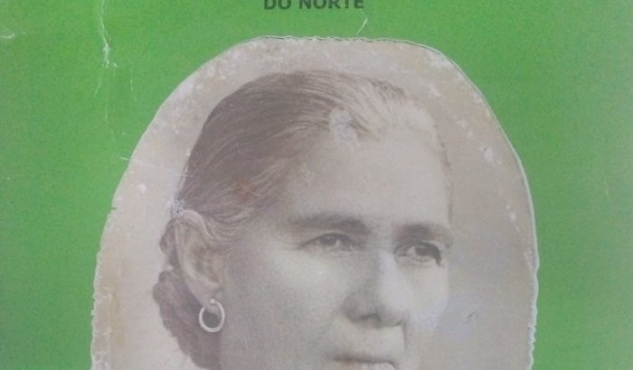 Ajuda para confecção do Livro de DonaAna
